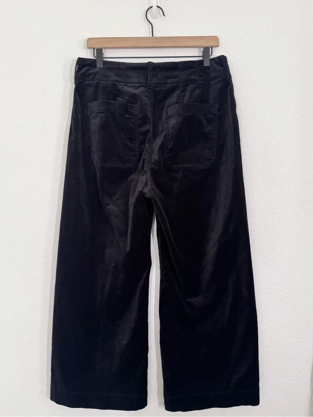 Maeve Anthropologie The Colette Velvet Cropped Wide Leg Pants Black Size 31